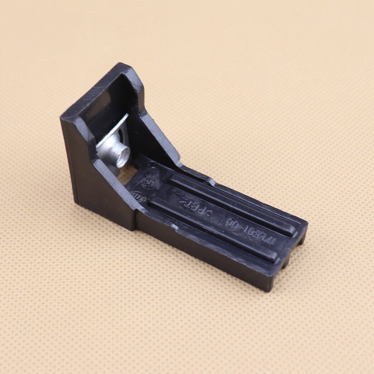 Suitable for Audi 11-15 for A8 Quattro 4H0941454 1 piece Headlight Rear Mount Bracket