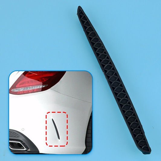 The right rear bumper side vent grille is suitable for W205 C-Class C63 AMG 2013 to 2017 models. n