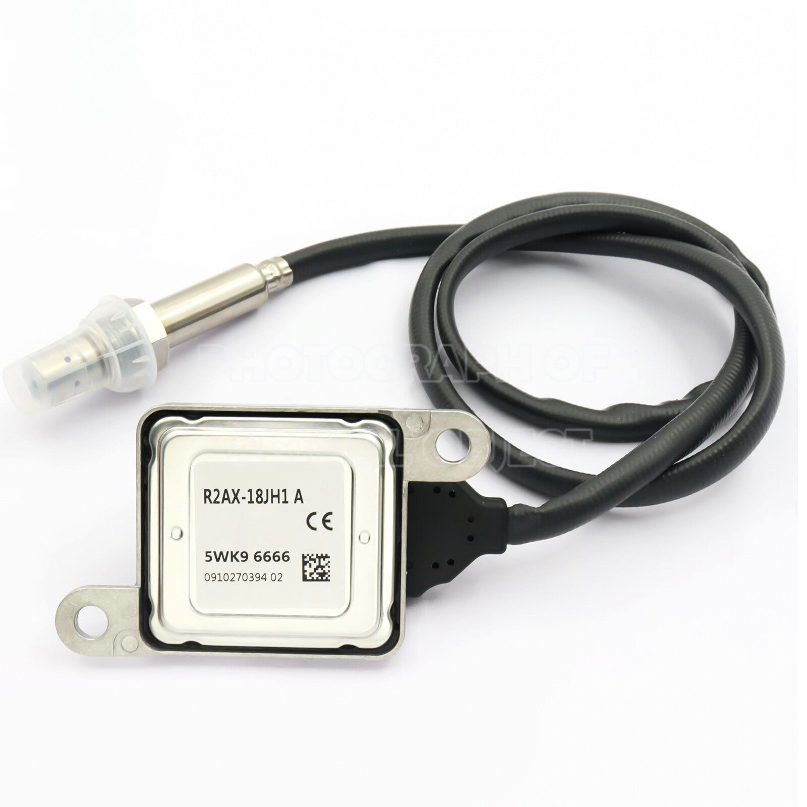 Nitrogen oxide (NOx) sensor 5WK96666 R2AX-18-JH1A is suitable for Mazda CX-7 2.2L diesel. Q