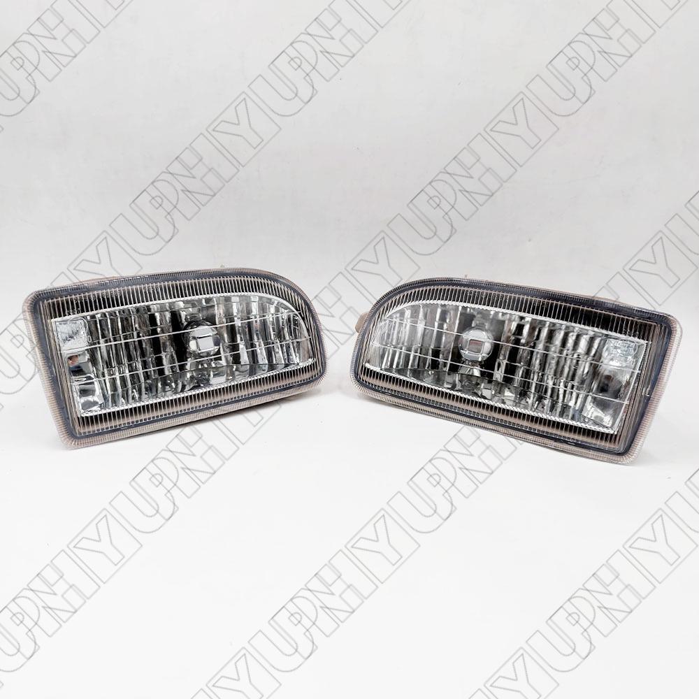 Pair of front fog lights with 12V bulbs for Land Cruiser 100 LC100