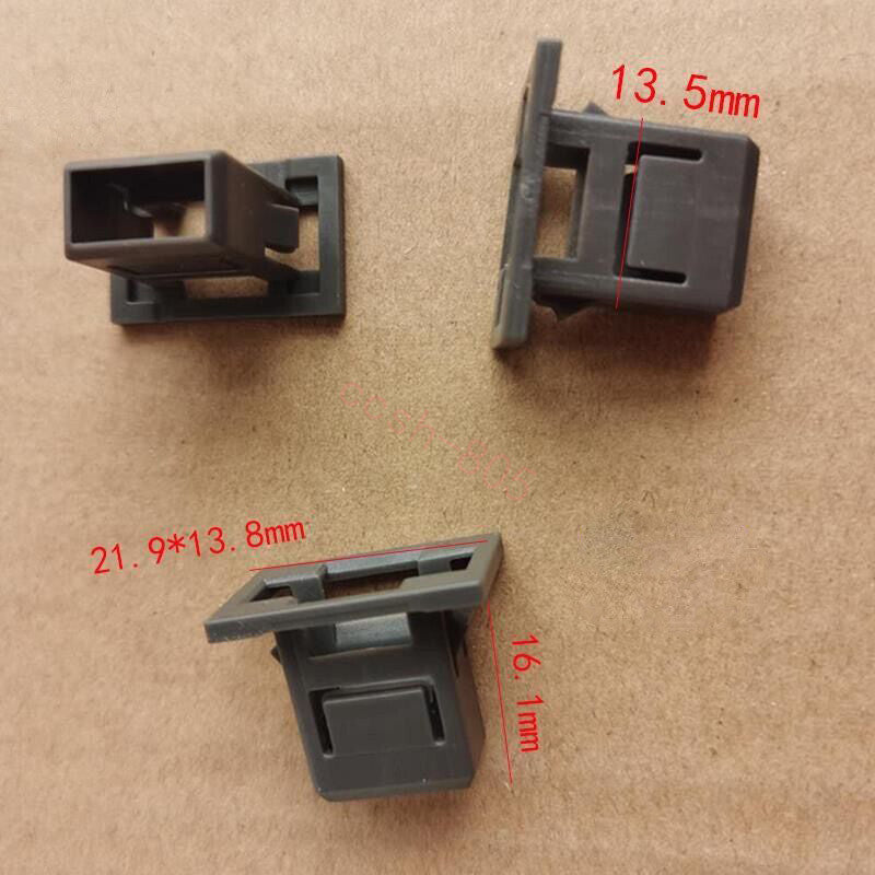 76 C thermostat suitable for 6D31, 6D34, and 4D34 engine parts. G