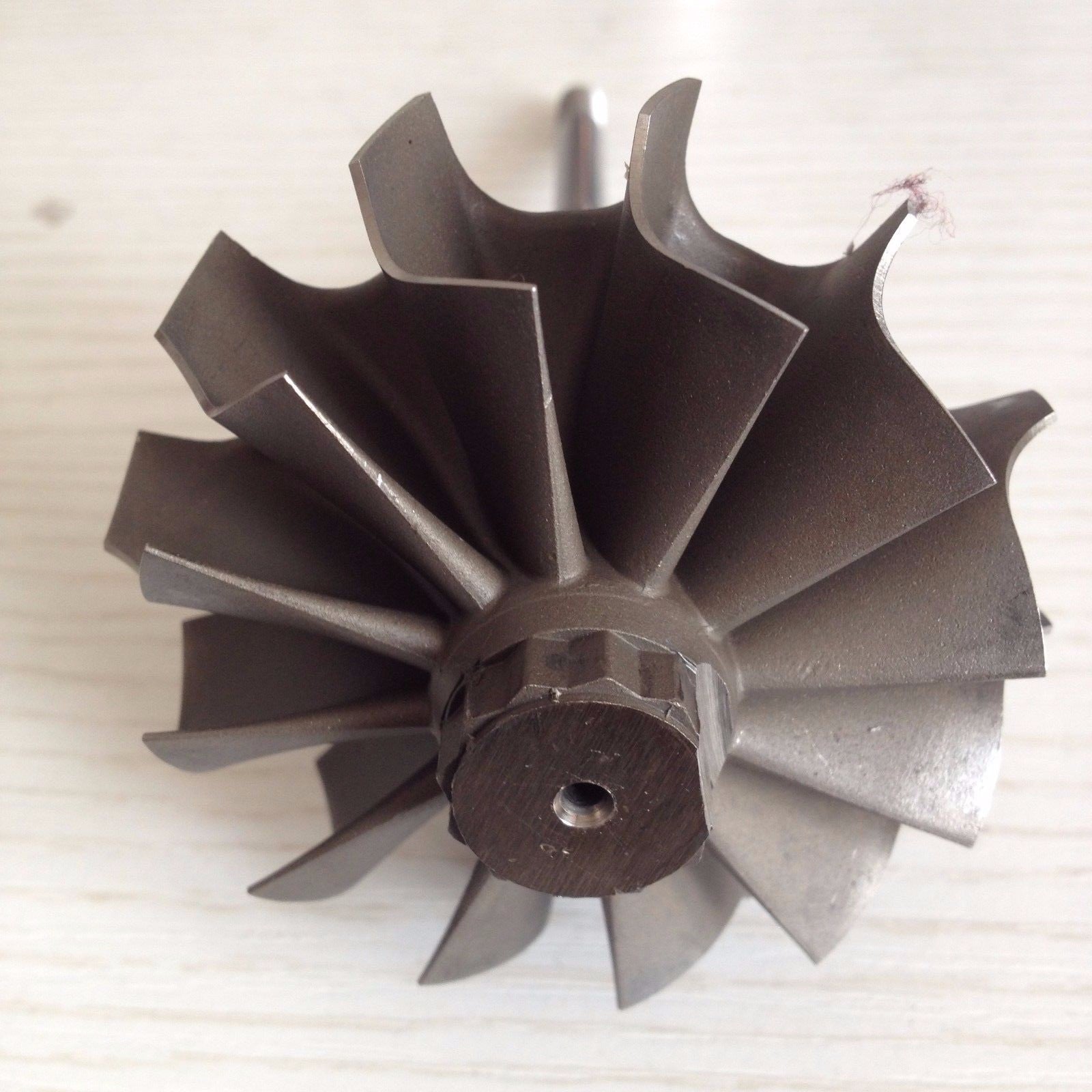 TD07 63X74.2 mm 12 Blade Log Bearing Turbine Turbine Shaft and Wheel/Turbine Wheel