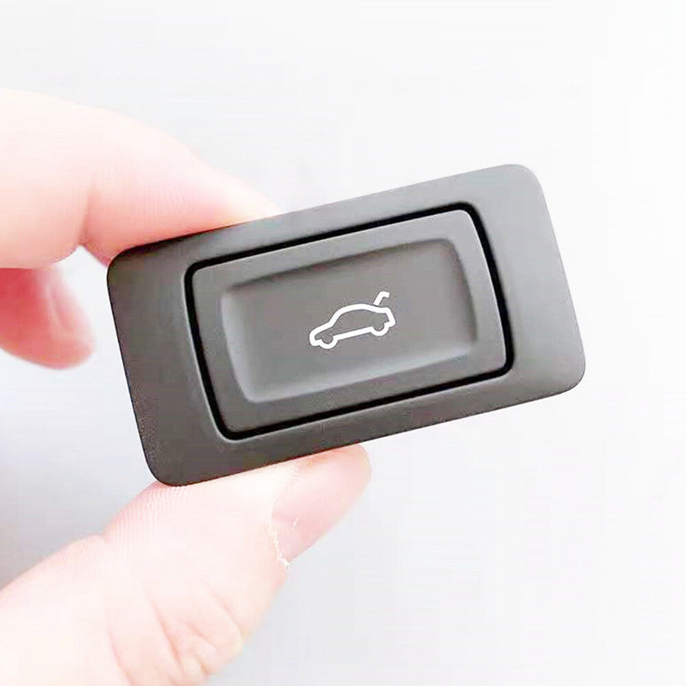 The rear trunk control switch button is applicable to for Audi Q7 2007 - 2015 and Q5 2010 - 2016. n