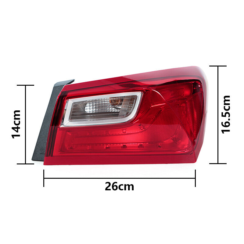 The left halogen rear bumper taillight is suitable for Chevrolet Malibu XL taillights from 2016-2018.