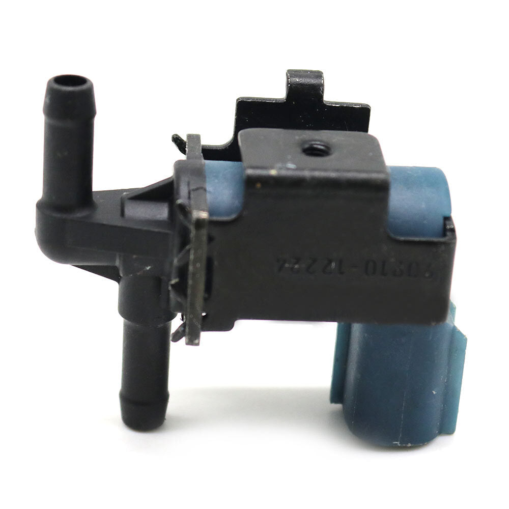 One vacuum switching valve is suitable for Lexus GS300, GS430, IS300, and SC430 models (models 01-05). (Product code: 90910-12224) n