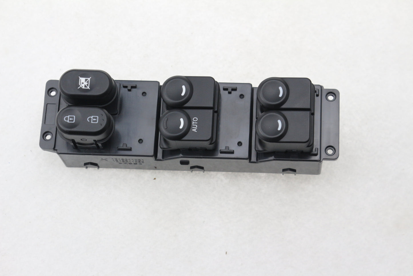Front Left Master Power Window Switch 93570-1R211 for Hyundai Accent 2015-2017
