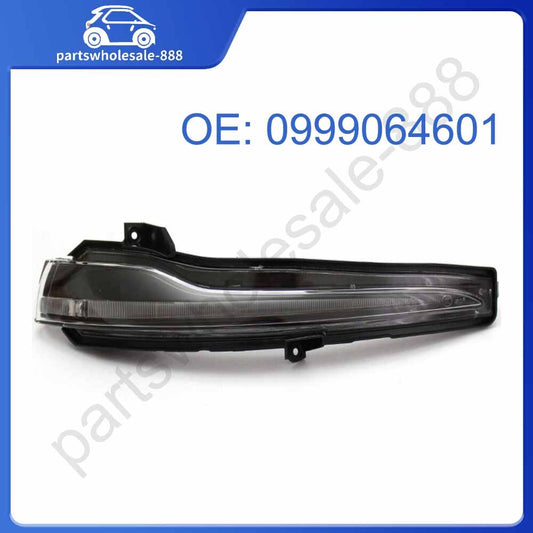 One right-side door mirror turn signal light is suitable for Mercedes W205 W222 W213 W217