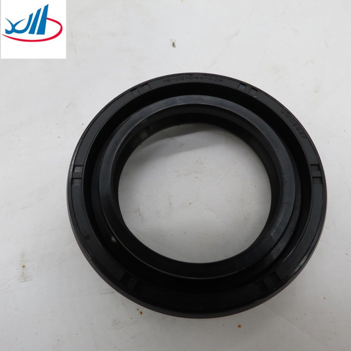 3TNV70 and 3TNV76 thermostats, 71??C, suitable for engine spare parts. D