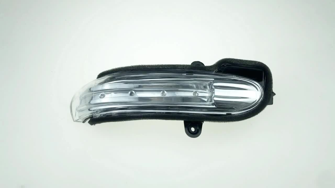 new LED turn signal light for Mercedes C230, C240, C32, and AMG drivers and left mirrors.