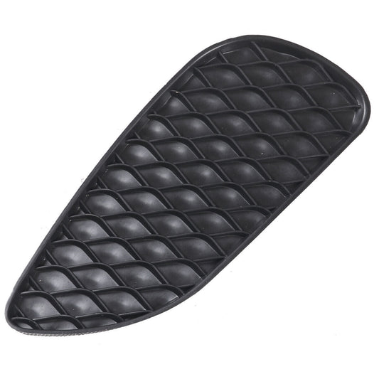 The right-side exterior grille of the front bumper is suitable for 15-17 for Mercedes X156 GLA200 250- n