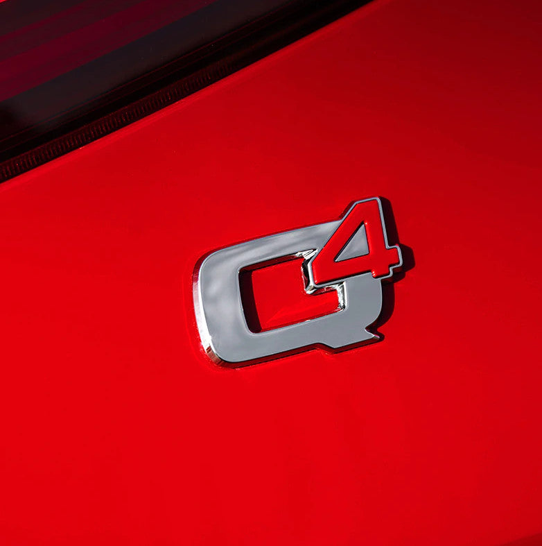 Suitable for Alfa Romeo Q4 car rear badge sticker boot trunk badge logo silver red