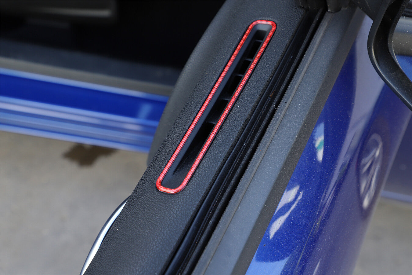 2¡ÁRed Carbon Fiber Door A/c Air Outlet Vent Panel Trim for Dodge Charger 2015-22