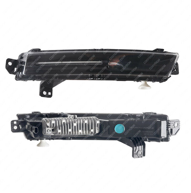 A pair of black fog lights on the left front bumper are suitable for the for Range Rover Velar 2018-2020.