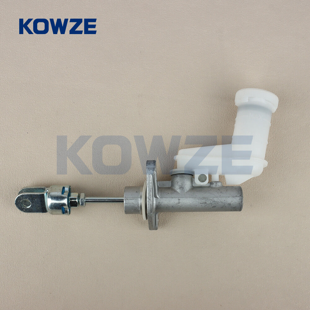 Clutch Master Cylinder Assy fit for Mitsubishi Pajero Montero V64W V73W V74 MR374861 Q