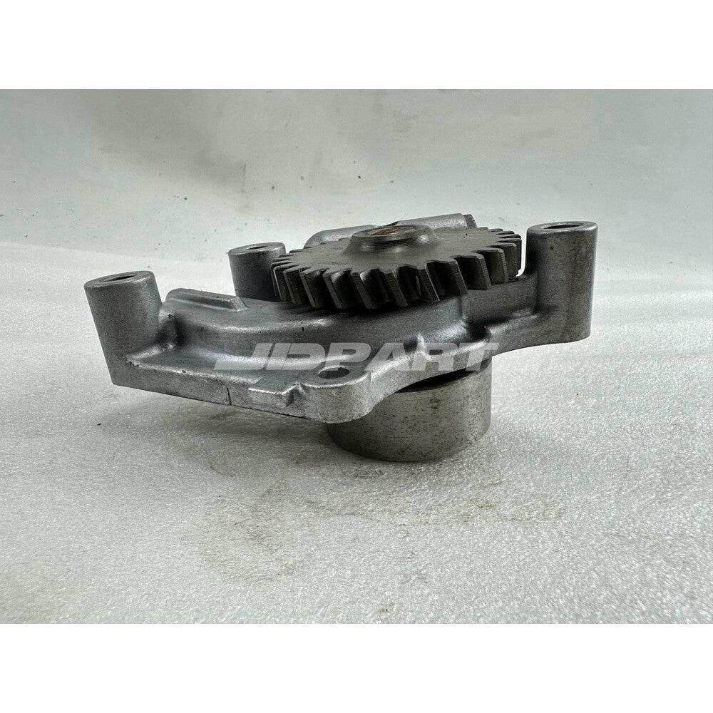 4TNV94 oil pump 129900 - 32001 is a 4TNV98 diesel part.