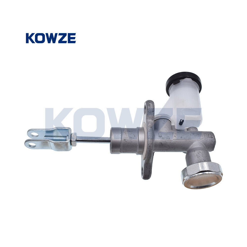 Clutch Master Cylinder Assy for Nissan Navara Hardbody King Cab 30610-3S108 Q