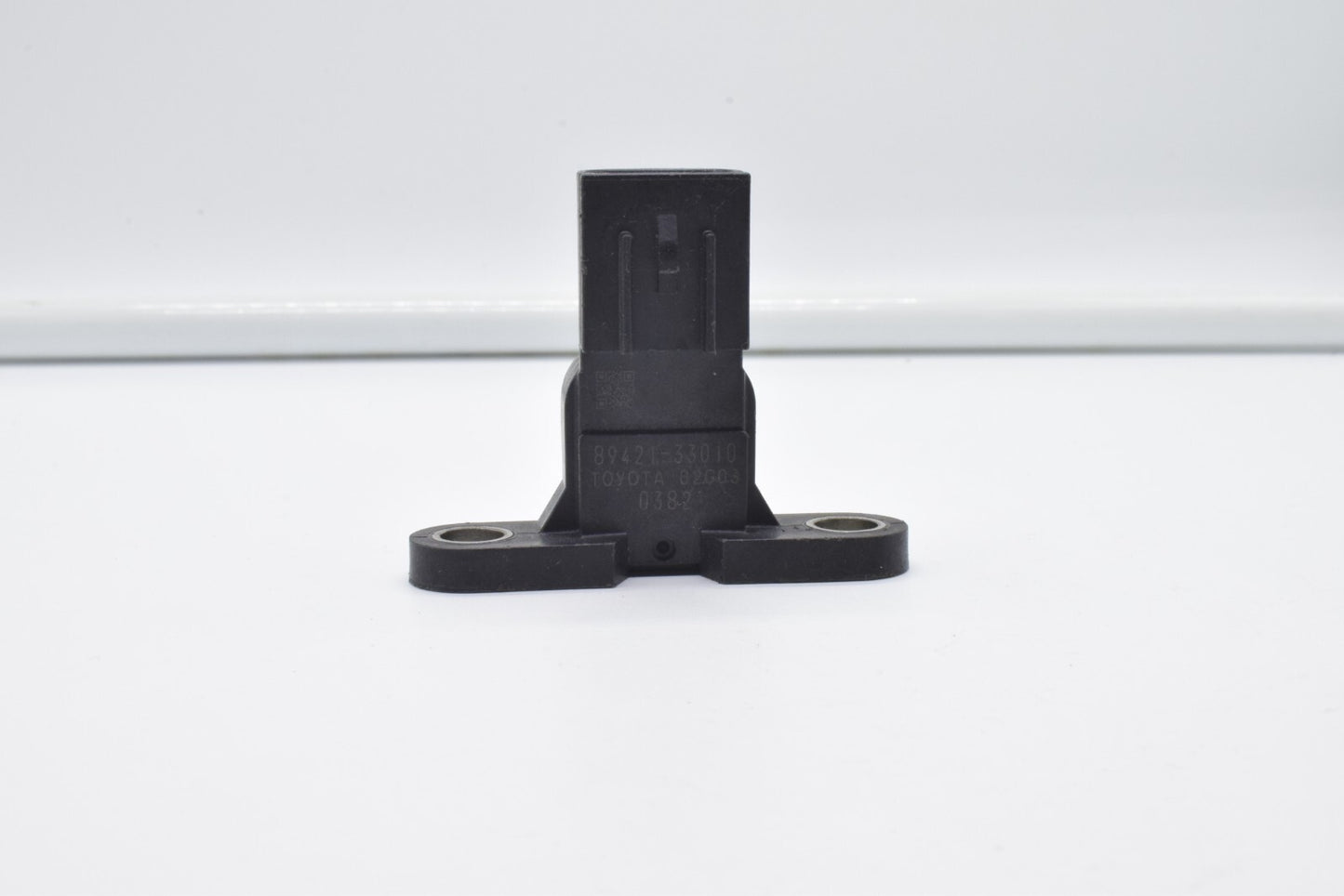 new equipment manufacturer ( ) 89421-33010 MAP vacuum pressure sensor for Corolla and for Lexus . n