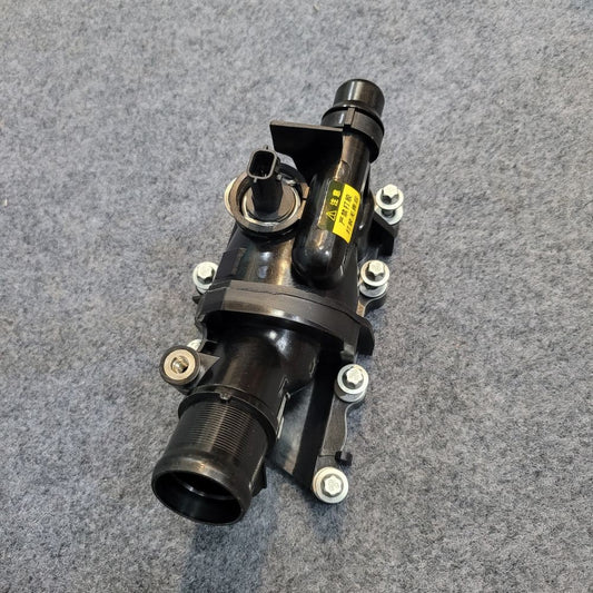 The thermostat is suitable for Mercedes A160 200 GLB180 19-22 Q