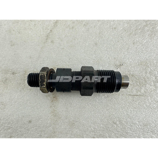 3KC1 3KB1 Injector 8-94130-532-0 is suitable for Isuzu diesel parts.