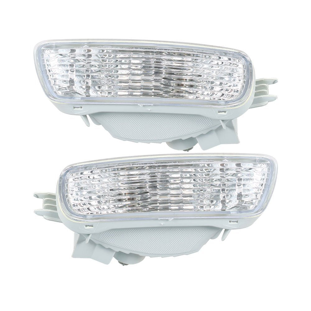 A pair of corner parking light turn signal side marker kits for 01-04 Tacoma n