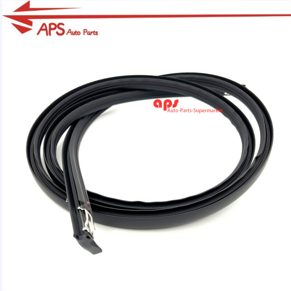 The new black roof trim kit on the left is suitable for 2016-2021 for Honda HRV models.