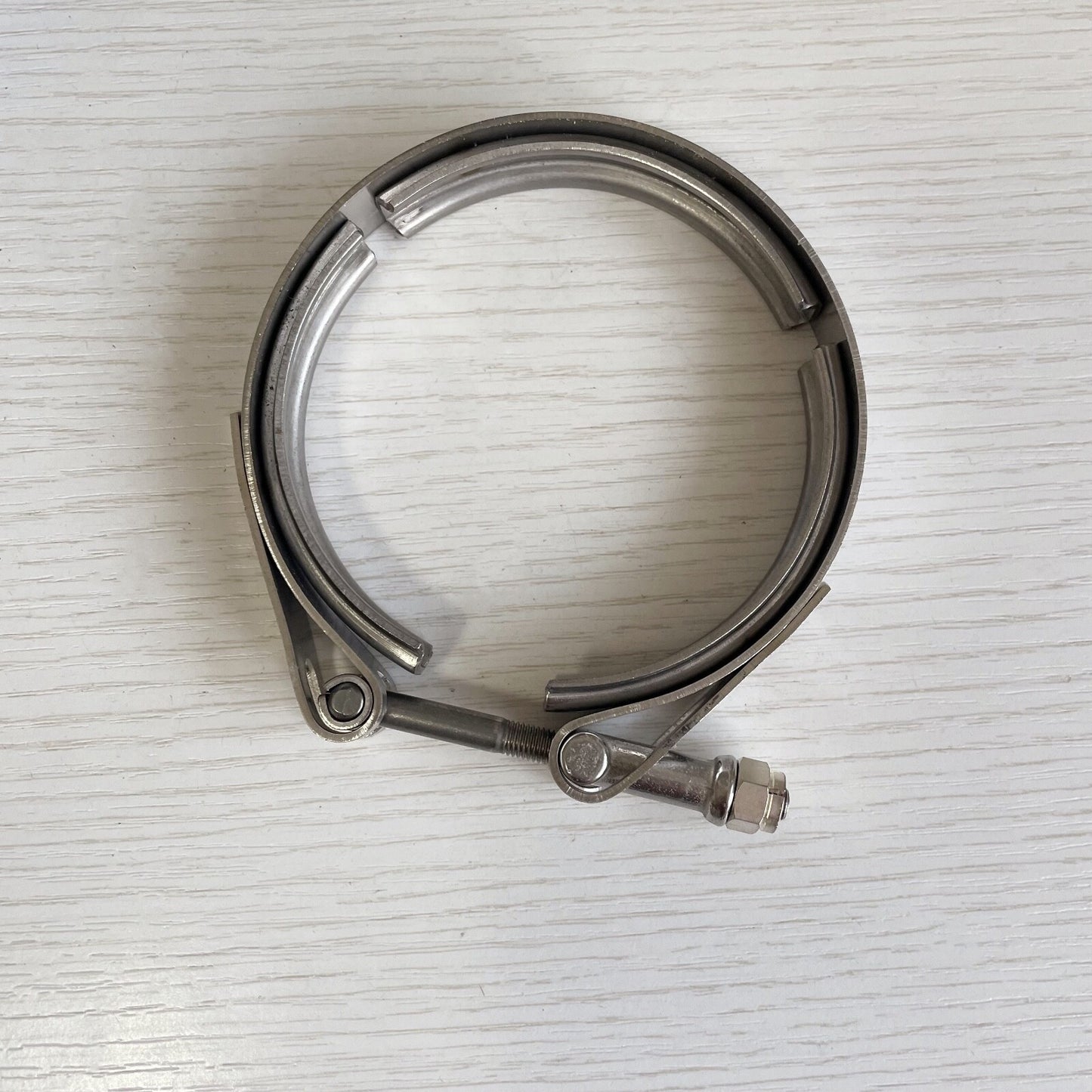 G30 turbocharger turbine V-band clamp from bearing housing to turbine housing