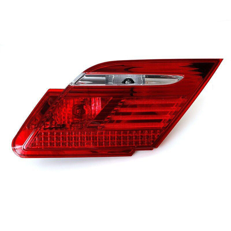 1Pcs for BMW 7 Series E65 E66 2005-2008 Right Inner LED Tail light Signal lamp