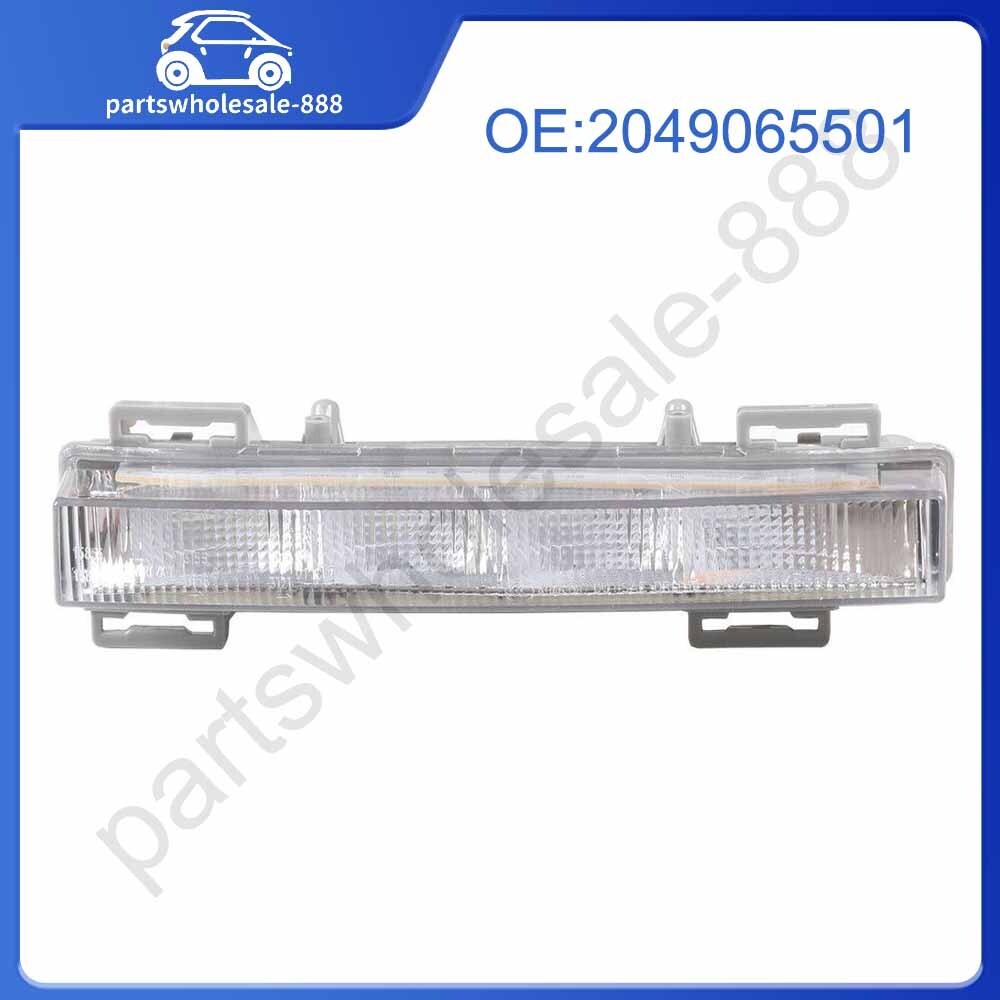 1X Front Right Daytime Running Light RH DRL For 2013-15 for Benz X166 ML/GL X204 GLK
