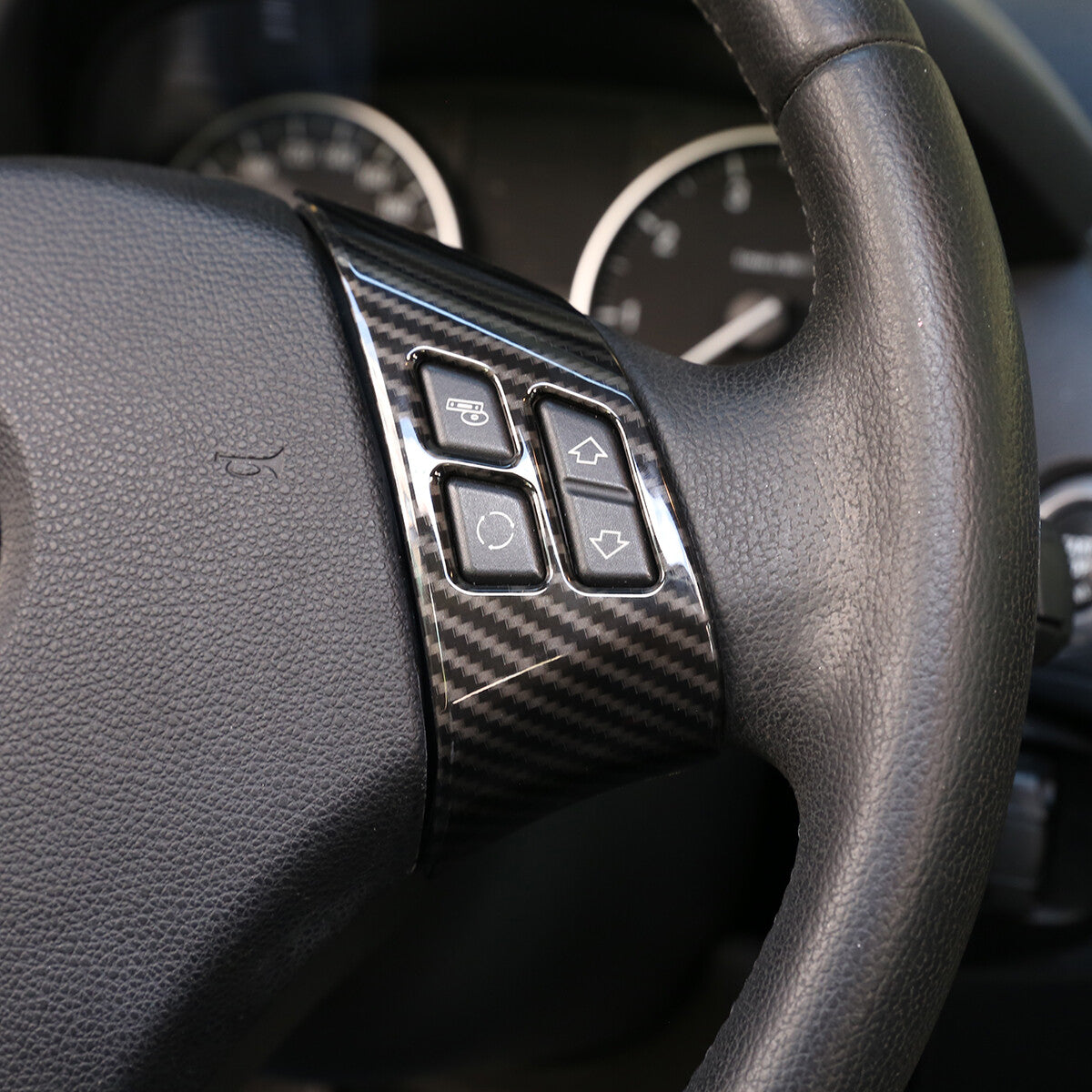 Carbon fiber exterior steering wheel button panel cover trim for 3 E90 (2005-12-) n