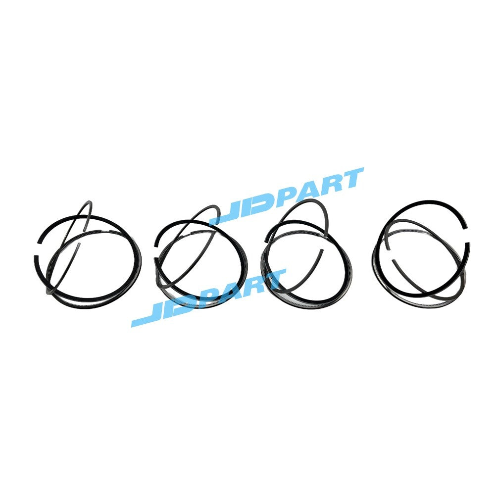 Superior quality 4-piece 4BC1 piston ring kit for Isuzu diesel engines.
