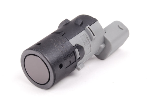 The new PDC parking sensor is compatible with E39, E46, E53, E60, E61, E63, E64, E65, E66, and E83. n
