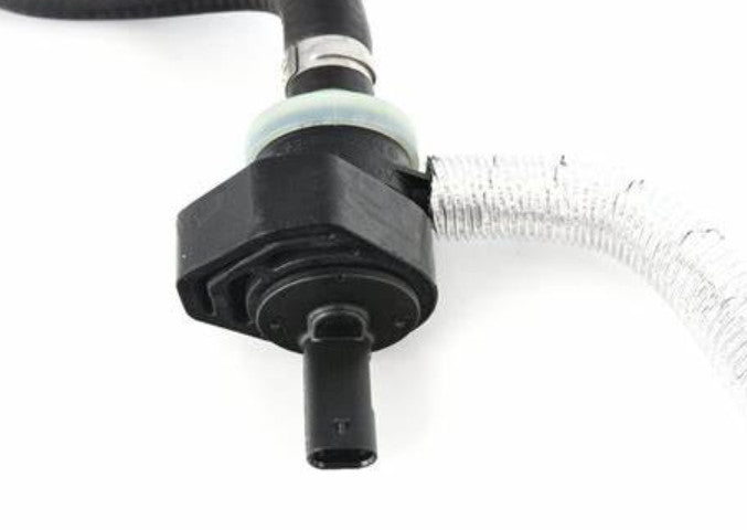 Engine Vent pipe for W176 W246 C117 X156 A B CLA GLA 180 200 250 v