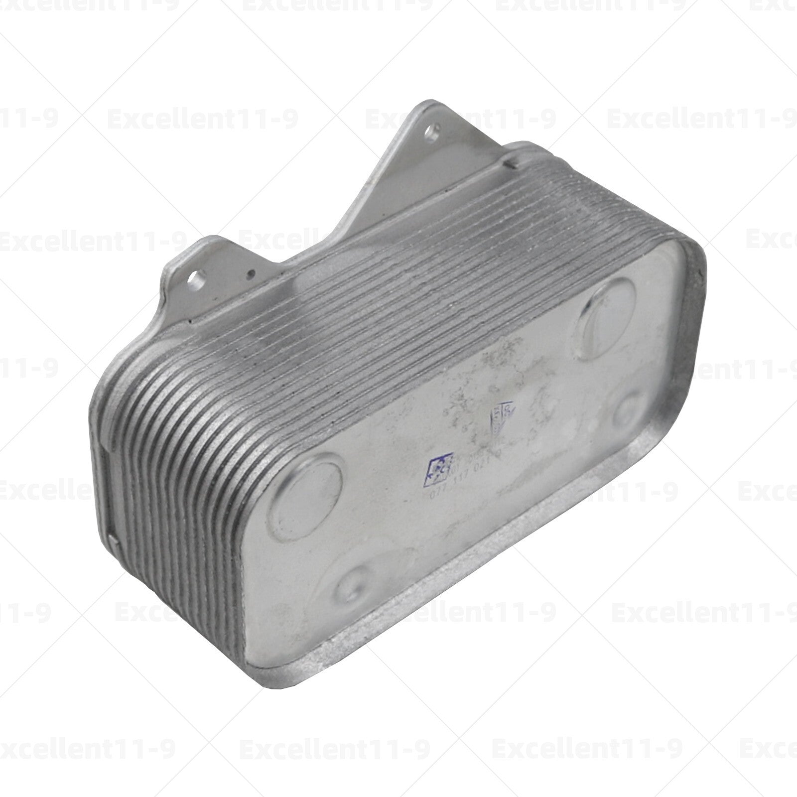 3.7L and 4.2L engine oil coolers suitable for Audi A6, for A8 , Quattro, RS6, and Phaeton. 077117021Q- n