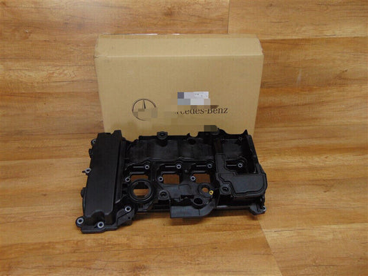 The brand-new cylinder head is suitable for 12-15 liters of for Mercedes-Benz SLK250 1.8L and C250 1.8L. Q