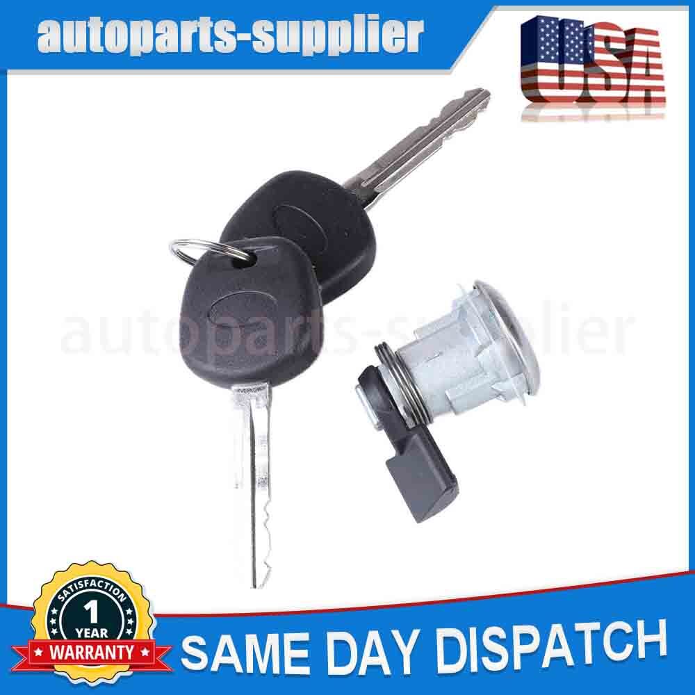 6905835140 Fuel door lock cylinder and key for 1995-04 for Toyota Tacoma 00-03 Tundra