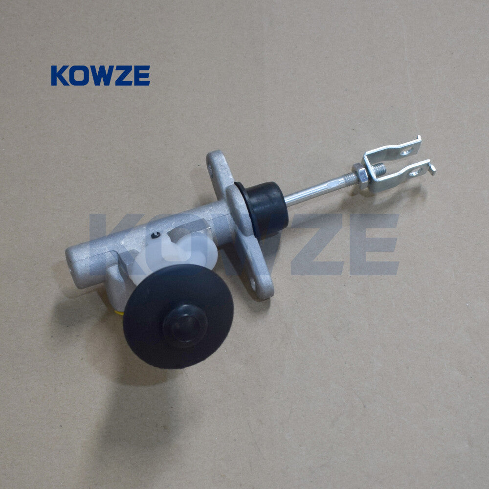 Clutch Master Cylinder Assy for Toyota Hilux YN80 YN90 N85 2KDFTV 31410-35250 Q