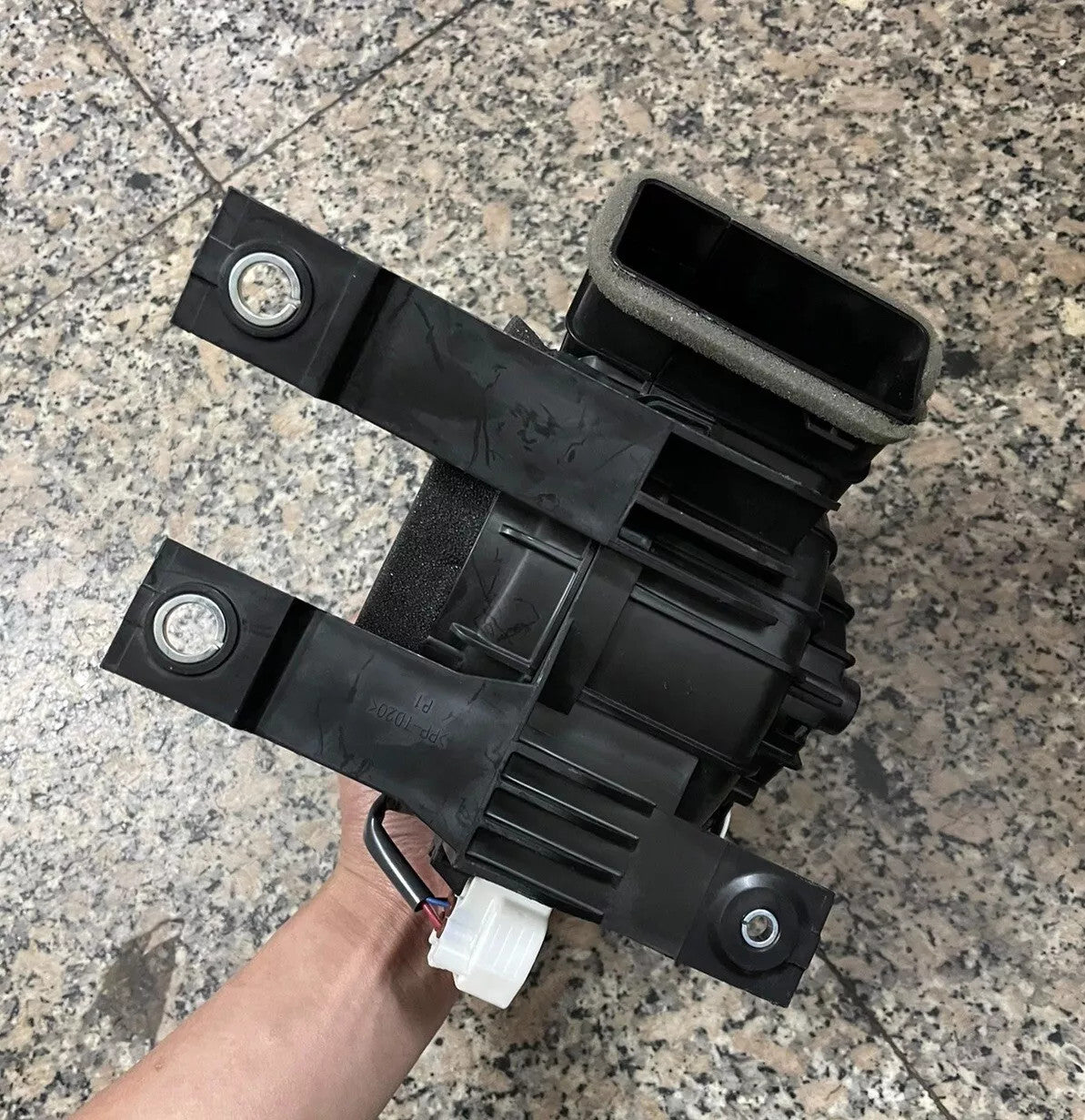 for Toyota Battery Cooling Blower Assembly G9230-47080 Q