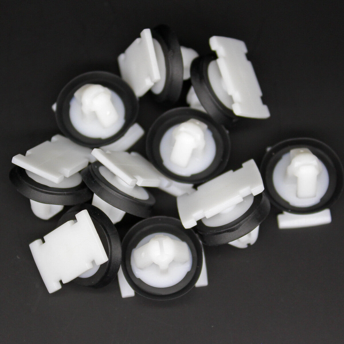 20 Pcs Body Side  Exterior Trim Moulding Clips For 11547581 for Chevrolet for Cadillac