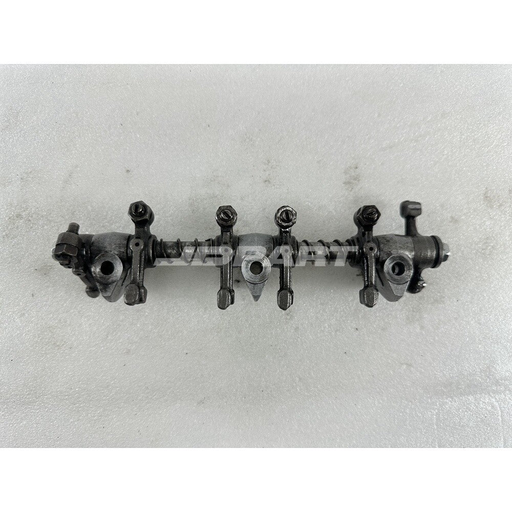 D722 Rocker Arm Assy 15861-14264+15841-14036 Suitable for diesel engine parts