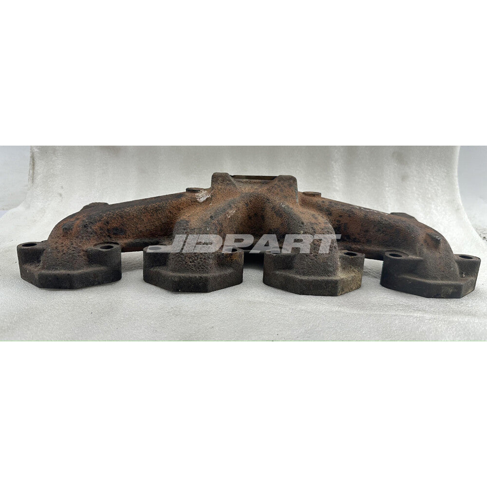 4D95 exhaust manifold is suitable for diesel engine parts.