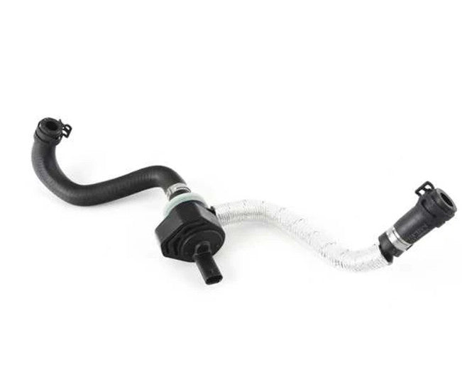 W176 W246 C117 X156 AB CLA GLA 180 200 250 Engine Vent Pipe - n