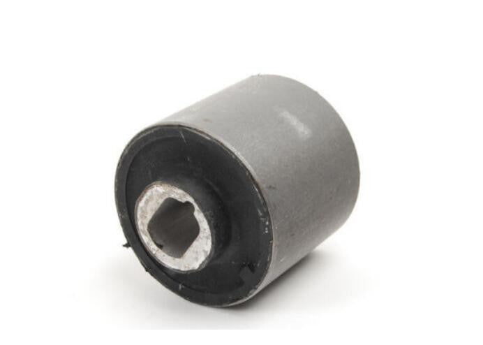 One front upper inner control arm bushing is suitable for Mercedes W203 W204 C350 SLK280- n