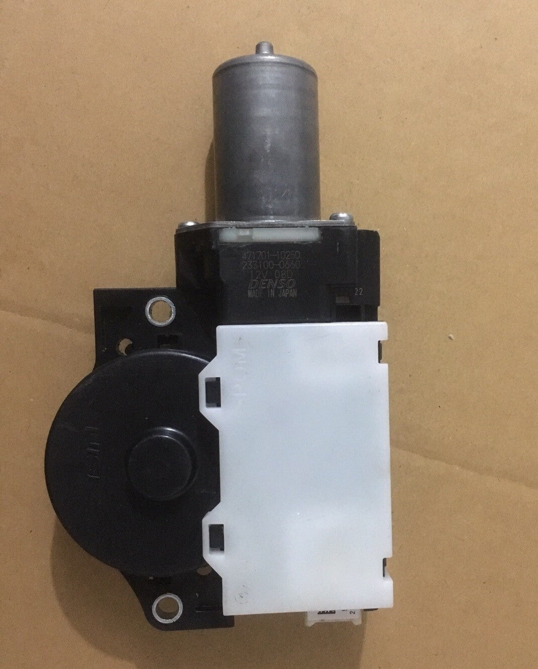 for Toyota Sunroof Motor Assembly 63260-0R120 for 2019-2022 RAV4 Q
