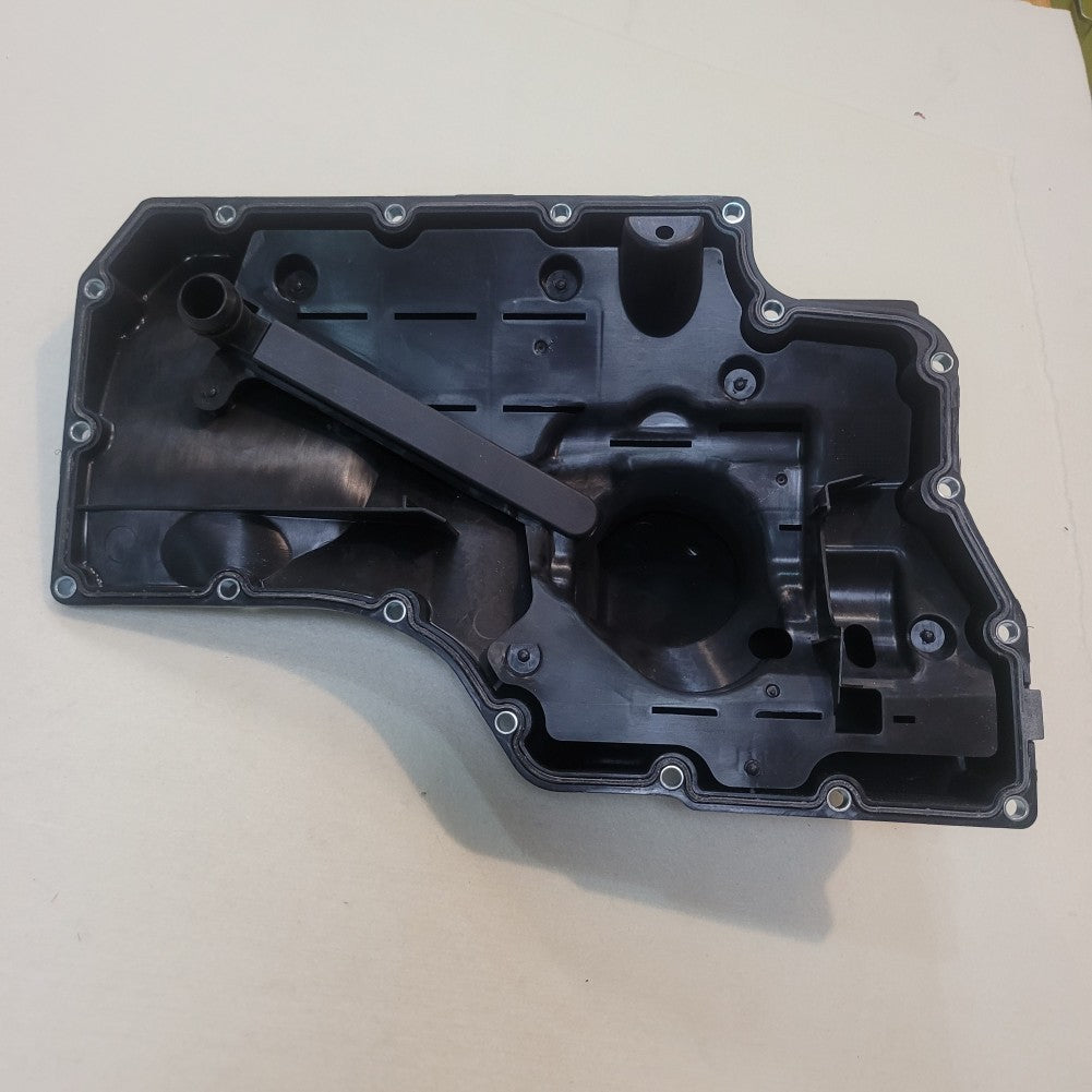 The lower oil pan is suitable for Audi for A4 , for A5 , for A6 , and Quattro (2017-2019). Q
