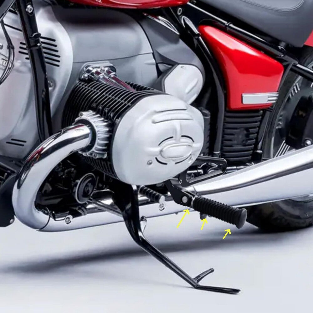 Motorcycle rear footrest with black spikes, foot pedal, passenger foot spike mounting suitable for R18- n