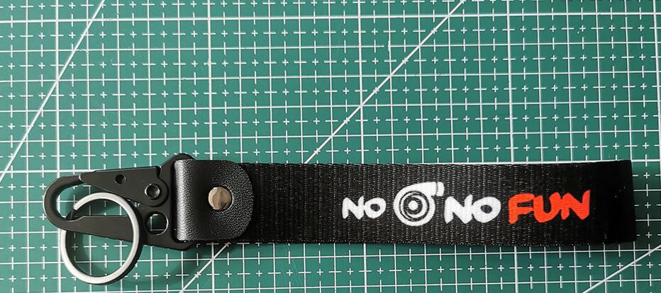 Car keychain/key ring with lanyard, car accessories, boring black, suitable for Toyota .