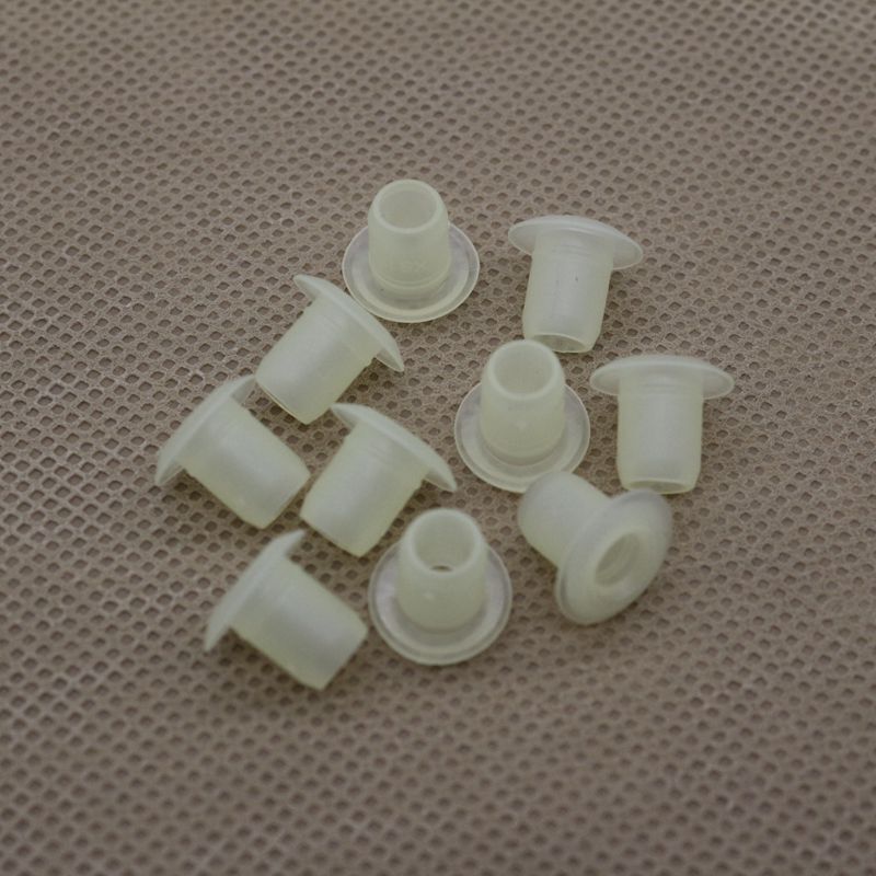 10-piece trim panel clips  for ford  upper molds, suitable for Land Rover door trim panels.
