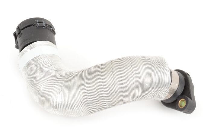 New 1 piece Radiator Hose Water Pipe for X1 Z4 E93 E92 E91 E90 E84 v