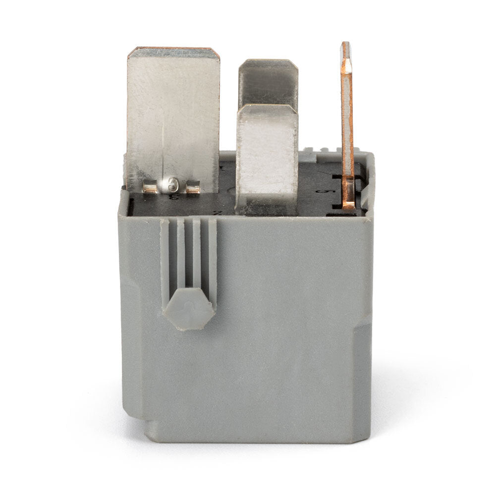The relay is suitable for Sprinter 2500 2012-2018 models 0025420219 0025421519 0025422619- n
