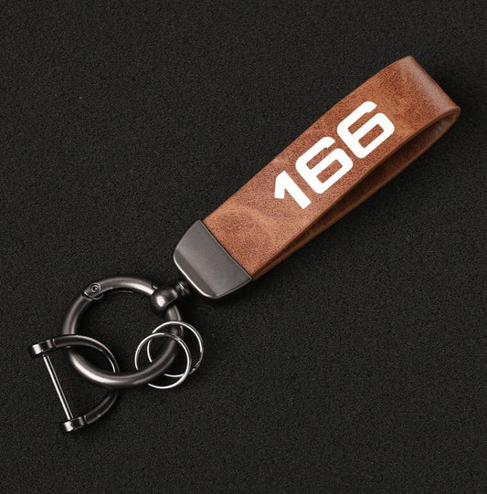 Car keychain, keyring, black suede horseshoe buckle accessory suitable for Audi Q5- v